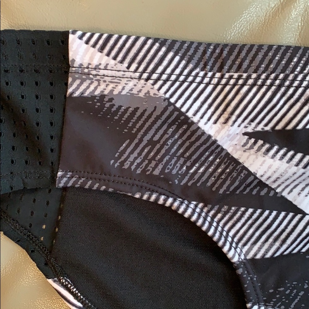 Nike women’s swimwear bikini - Picture 4 of 5